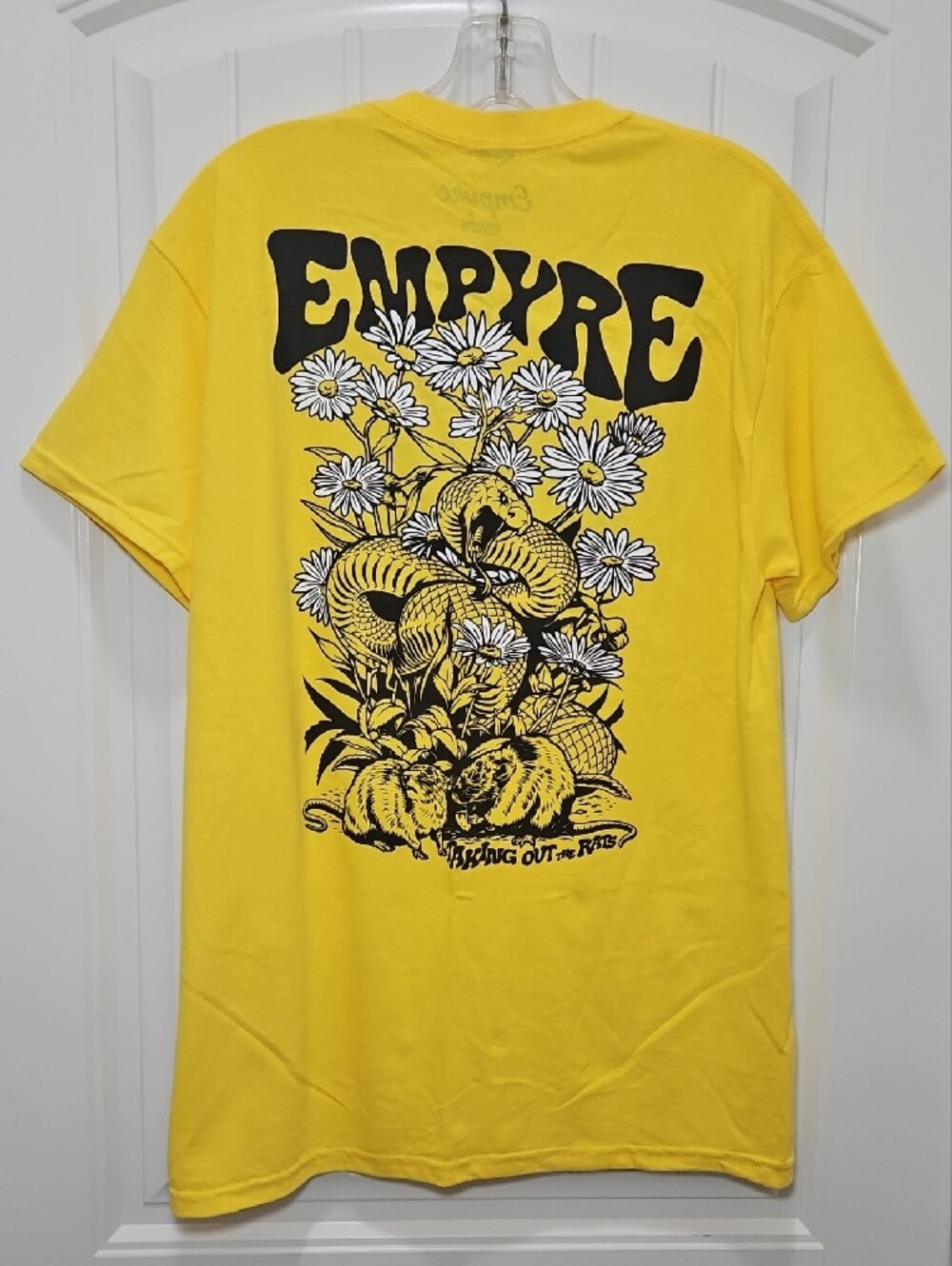 Empyre Yellow Graphic Daisy T-Shirt Medium New Unisex Snake Rat